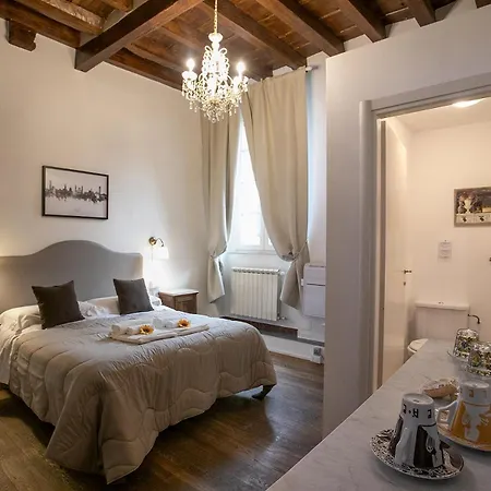 بيت ضيافة Residenza Centro Storico لوكا