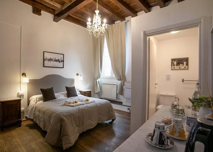 بيت ضيافة Residenza Centro Storico لوكا