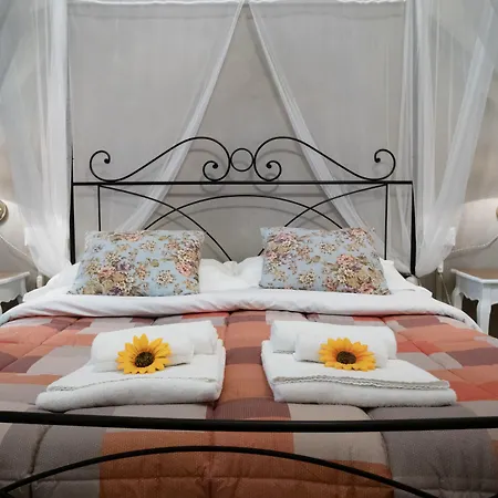 Residenza Centro Storico ゲストハウス 3*
