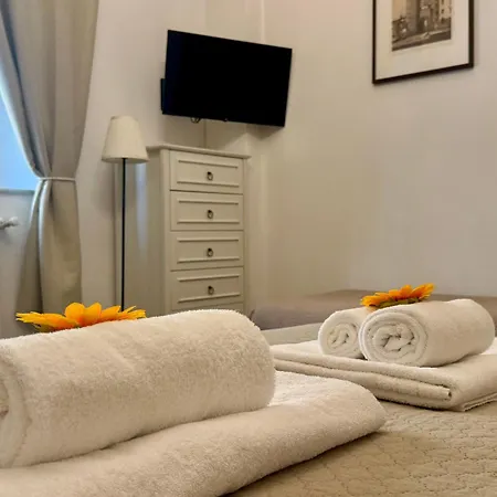 ゲストハウス Residenza Centro Storico 3*